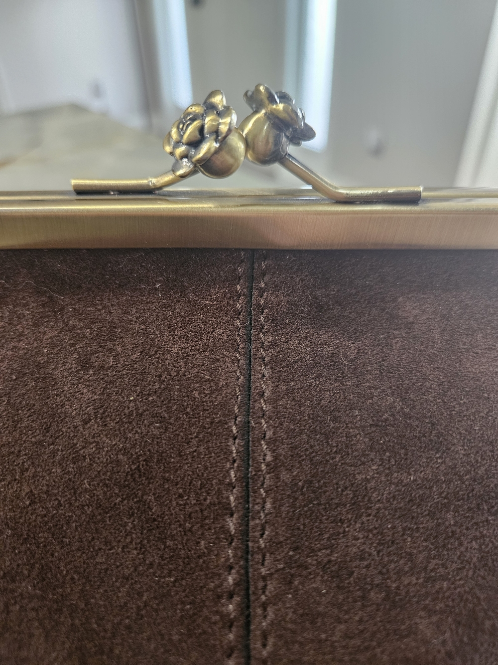 NWT Patricia Nash Sofia Chocolate Suede Kiss Lock Frame Bag Medium - Picture 5 of 15